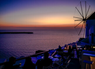 Σαντορίνη: Επιστροφή στην κανονικότητα μετά τους σεισμούς