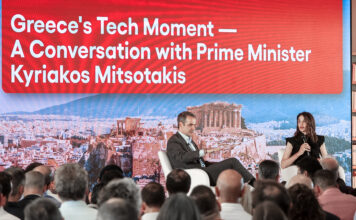 Συζήτηση του Πρωθυπουργού Κυριάκου Μητσοτάκη με τη δημοσιογράφο Connie Loizos