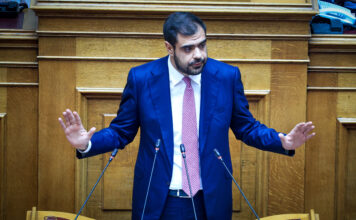 Μαρινάκης: «Προσπάθεια δυσφήμισης της χώρας από την αντιπολίτευση – Εμείς περνάμε από τα λόγια στις πράξεις»