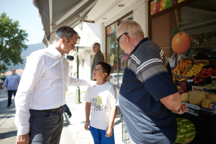ΕΠΙΣΚΕΨΗ ΤΟΥ ΠΡΩΘΥΠΟΥΡΓΟΥ ΚΥΡΙΑΚΟΥ ΜΗΤΣΟΤΑΚΗ ΣΤΟ ΝΟΜΟ ΕΥΡΥΤΑΝΙΑΣ (ΔΗΜΗΤΡΗΣ ΠΑΠΑΜΗΤΣΟΣ/ΓΡΑΦΕΙΟ ΤΥΠΟΥ ΠΡΩΘΥΠΟΥΡΓΟΥ/EUROKINISSI)