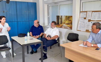 🔴Επίσκεψη του προέδρου του ΣΥΡΙΖΑ-ΠΣ, Σωκράτη Φάμελλου στο Κέντρο Υγείας Αίγινας