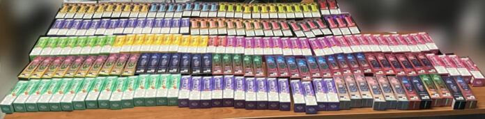 Σύλληψη στην Ομόνοια: 58χρονος αλλοδαπός για διακίνηση λαθραίων ηλεκτρονικών τσιγάρων