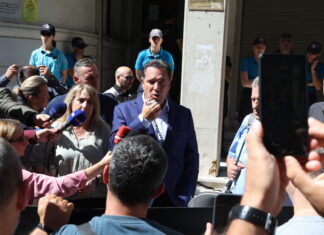 Νοσοκομεία: Σε στάση εργασίας σήμερα οι τραυματιοφορείς
