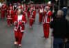 Το Athens Santa Run 2025 πραγματοποιήθηκε σήμερα στο κέντρο της Αθήνας