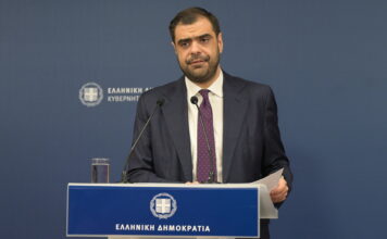 Ανασχηματισμός με φόντο τις εξελίξεις και στόχο την επανεκκίνηση