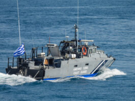 Επιχείρηση διάσωσης μεταναστών ανοιχτά της Γαύδου και σύλληψη φερόμενου διακινητή