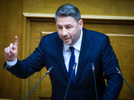 Ανδρουλάκης: Πρόταση για 35ωρο και τετραήμερη εργασία με πλήρεις αποδοχές «Ώρα να αλλάξει το μοντέλο εργασίας»