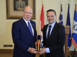 Απονομή του Μεταλλίου του Δήμου Αθηναίων στον Πρίγκιπα Αλβέρτο Β΄ του Μονακό