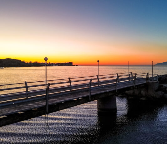 Ηλιοβασίλεμα στη Ρόδα της Κέρκυρας: Εκεί που ο χρόνος ησυχάζει