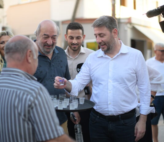 Νίκος Ανδρουλάκης από τις Καλυθιές Ρόδου: «Τώρα είναι η ώρα της πολιτικής αλλαγής»