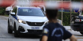 Φονική ενέδρα στη Νέα Σμύρνη – 45χρονη νεκρή, ο δράστης αυτοκτόνησε