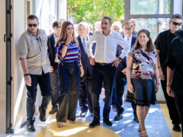 Στο Ειδικό Πειραματικό Δημοτικό Σχολείο Καισαριανής ο Κυριάκος Μητσοτάκης