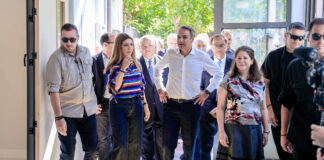 Στο Ειδικό Πειραματικό Δημοτικό Σχολείο Καισαριανής ο Κυριάκος Μητσοτάκης